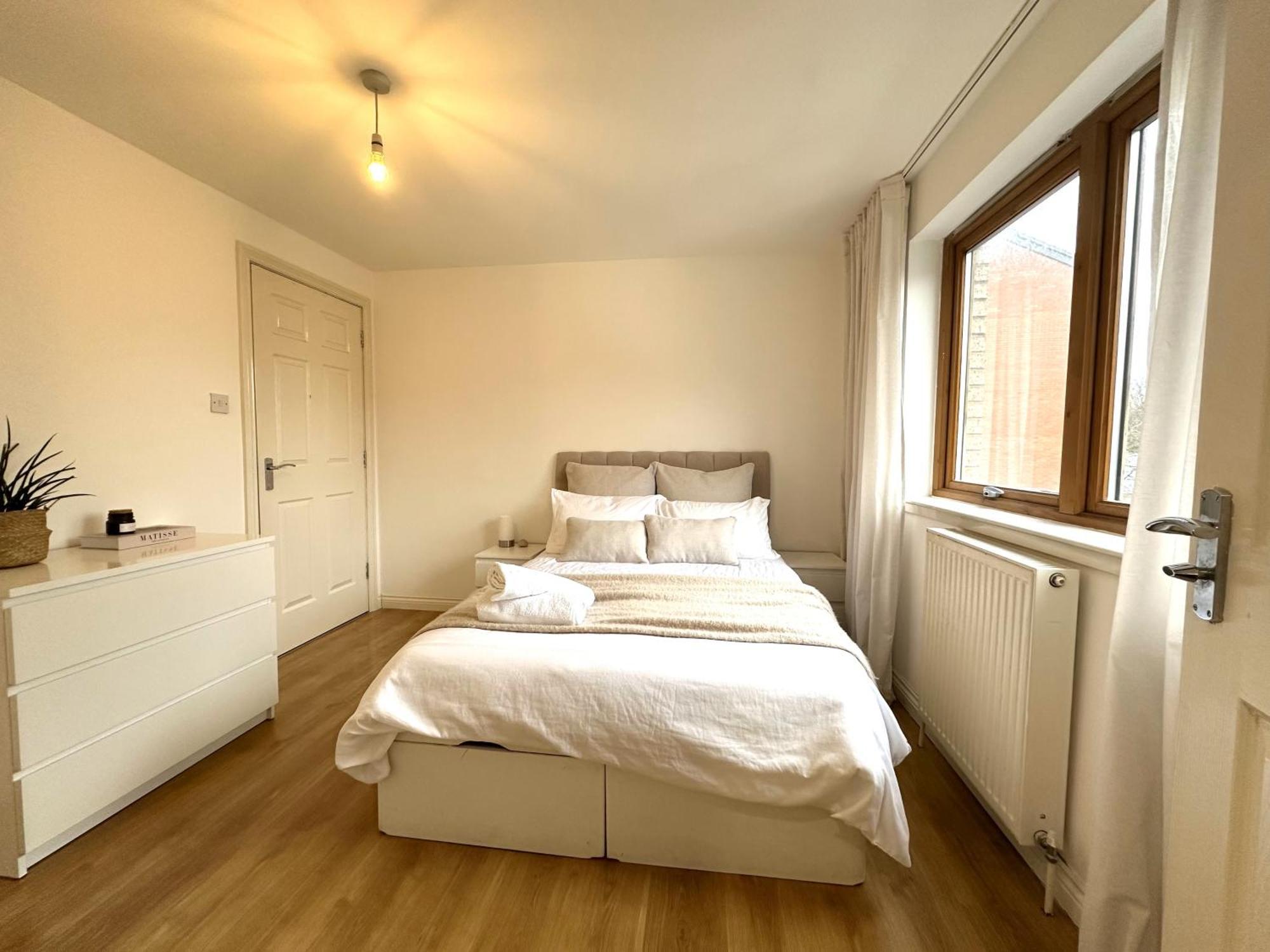 גלאזגו Private Room With En-Suite And Parking In Shared Flat מראה חיצוני תמונה
