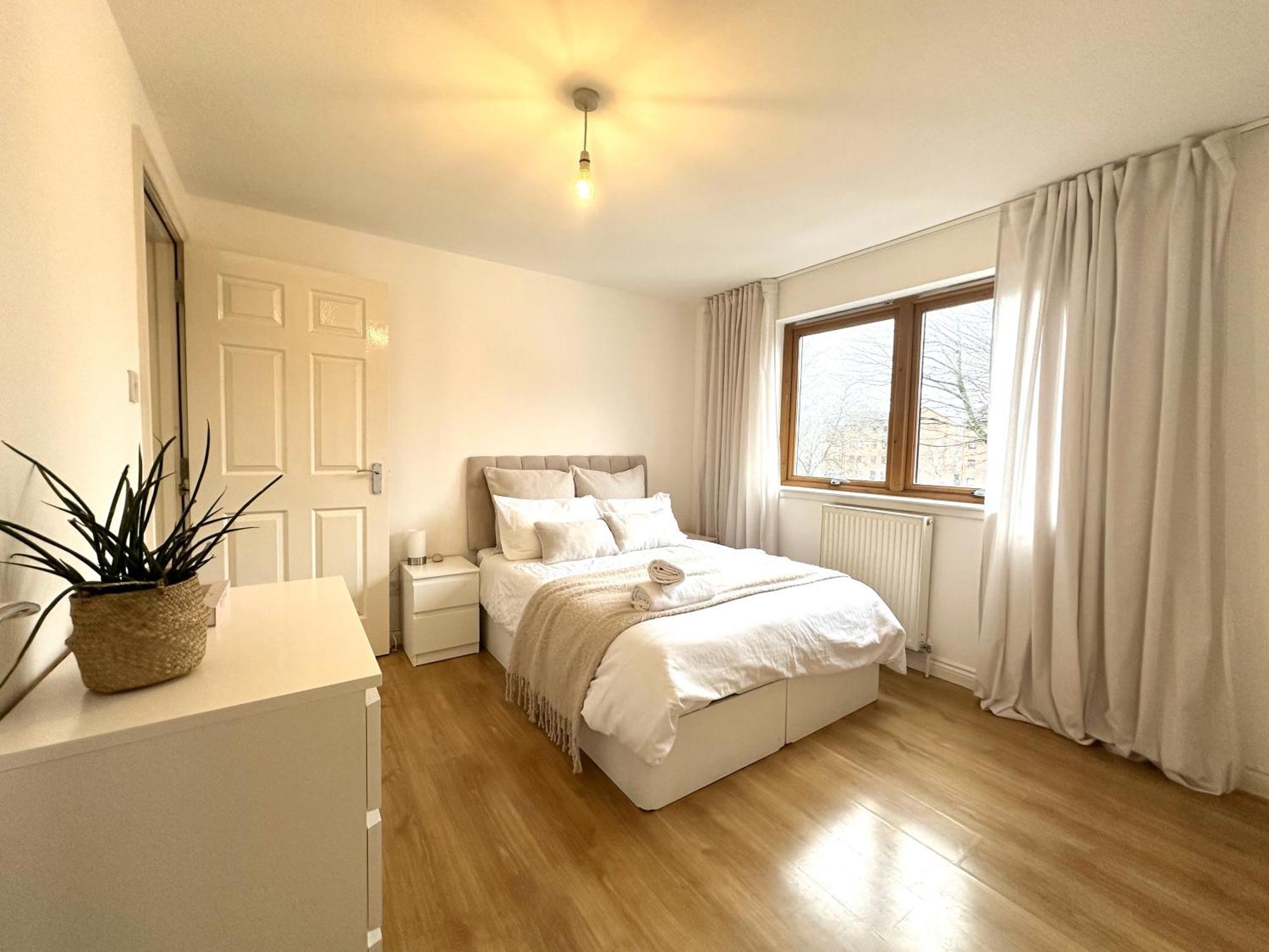 גלאזגו Private Room With En-Suite And Parking In Shared Flat מראה חיצוני תמונה